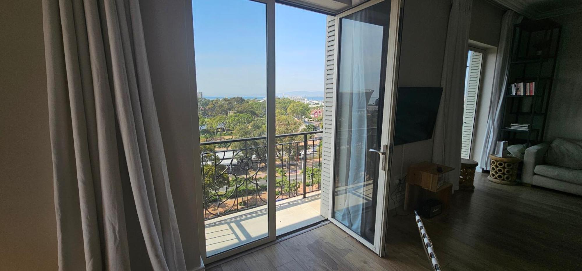 Luxury Rooftop 4bedroom Cape Royale With V&a Seapoint View Cidade Do Cabo